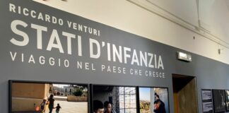 “Stati d’infanzia”, una mostra racconta la povertà educativa in Italia