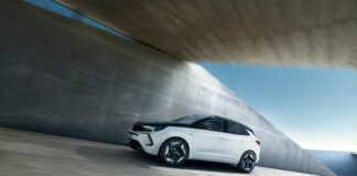 Nuovo Opel Grandland GSe, SUV ad alte prestazioni