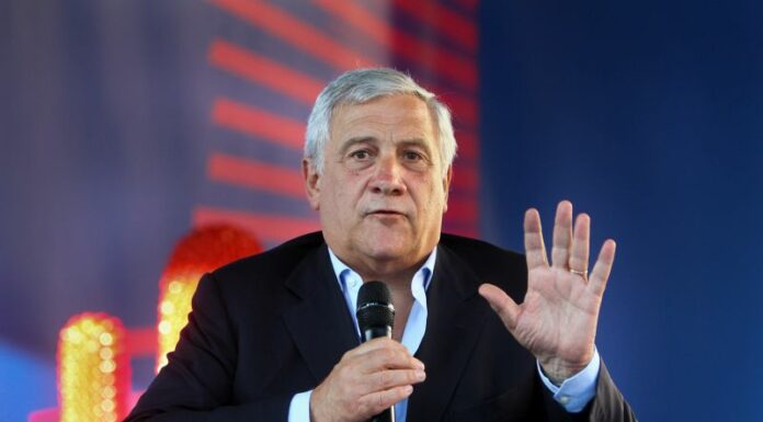 Ue, Tajani “Collaborazione per contrastare l’immigrazione illegale”