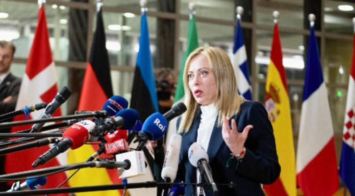 Meloni “Italia vuole difendere proprio interesse in Ue”