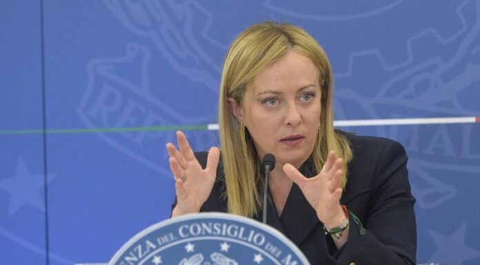 Meloni “Avevamo promesso serietà agli italiani, lo stiamo facendo”