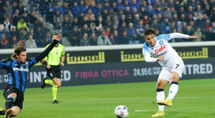 Osimhen ed Elmas ribaltano l’Atalanta, Napoli in fuga