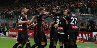 Il Milan ringrazia Giroud, Spezia battuto 2-1