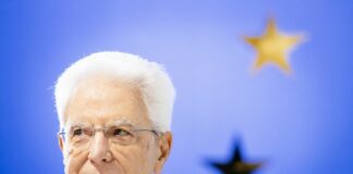 Mattarella “Il mio pensiero a chi ha sacrificato la vita per la pace”
