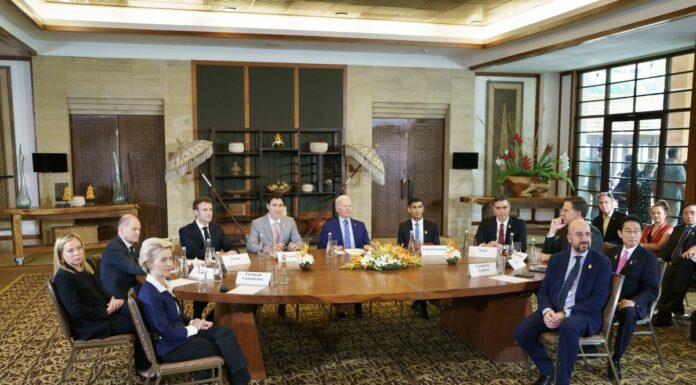 Missili sulla Polonia, Biden “Improbabile siano partiti dalla Russia”