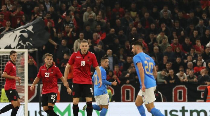 Doppietta di Grifo, l’Italia vince 3-1 in rimonta a Tirana