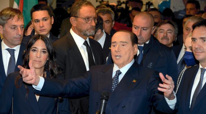 Berlusconi “Ok sicurezza, ma vera emergenza sono questioni economiche”