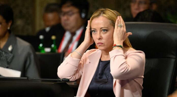 Meloni “Impegno su diritti bambini, un piano contro il cyberbullismo”