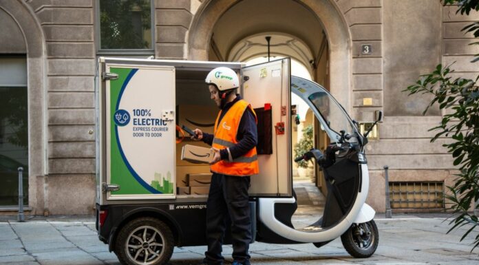 Amazon presenta i suoi hub di micromobilità in Italia