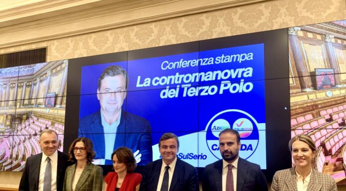 Calenda “Legge di bilancio pericolosa, aumenta la pressione fiscale”