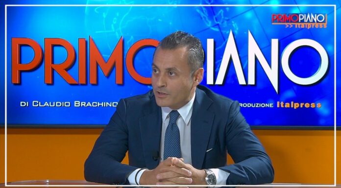 Porti, Monti “Ragionare sull’elettrificazione delle banchine per dare energia alle navi”