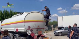 Frode internazionale sui carburanti, 13 indagati e sequestro di beni per 25 milioni