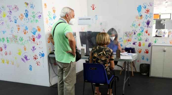 Covid, 229.112 nuovi positivi e 580 decessi nell’ultima settimana