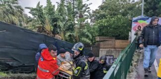 Frana a Ischia a causa del Maltempo, famiglia dispersa e una 25enne