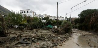 Frana a Ischia, i soccorritori alla ricerca dei dispersi