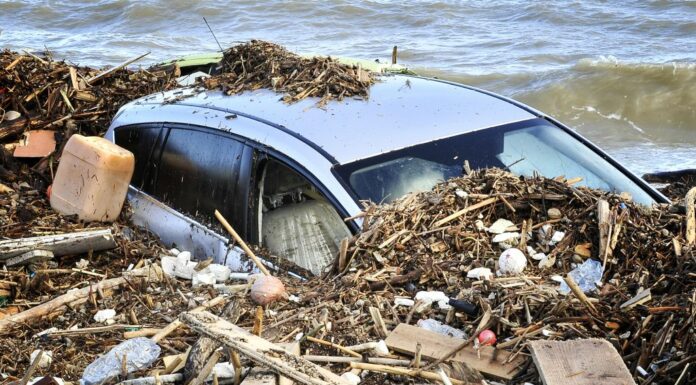 Ischia, prosegue la ricerca dei dispersi. Ritrovata l’ottava vittima