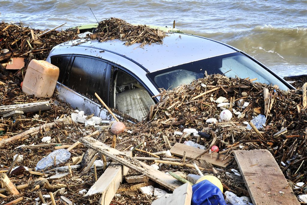 Ischia, prosegue la ricerca dei dispersi. Ritrovata l’ottava vittima