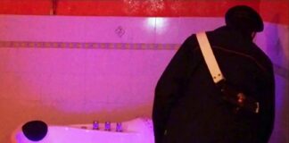 Massaggi orientali a luci rosse, arrestate 2 persone a Roma