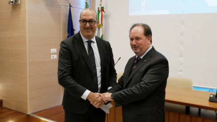 Preite (sx) e Patroni Griffi (dx) - foto Regione Puglia