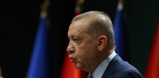 Sei morti e 81 feriti in una esplosione a Istanbul. L’attentato sarebbe opera di una donna. Erdogan: “Atto vile”