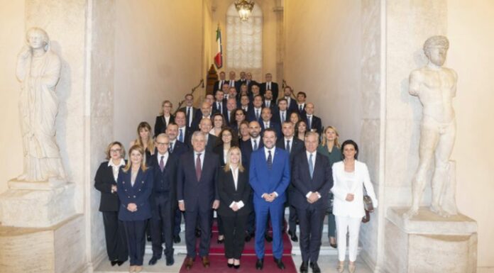 I sottosegretari hanno giurato, Meloni “Dare risposte ai cittadini”