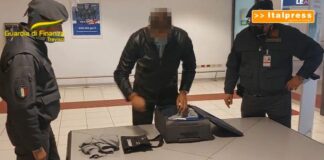 Arrestato in Francia trafficante guineano di essere umani