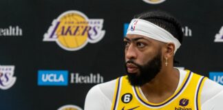 I Lakers espugnano Milwaukee con 44 punti di Davis