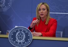 Caro benzina, Meloni “Giusto tagliare le accise ma per ora non è possibile”