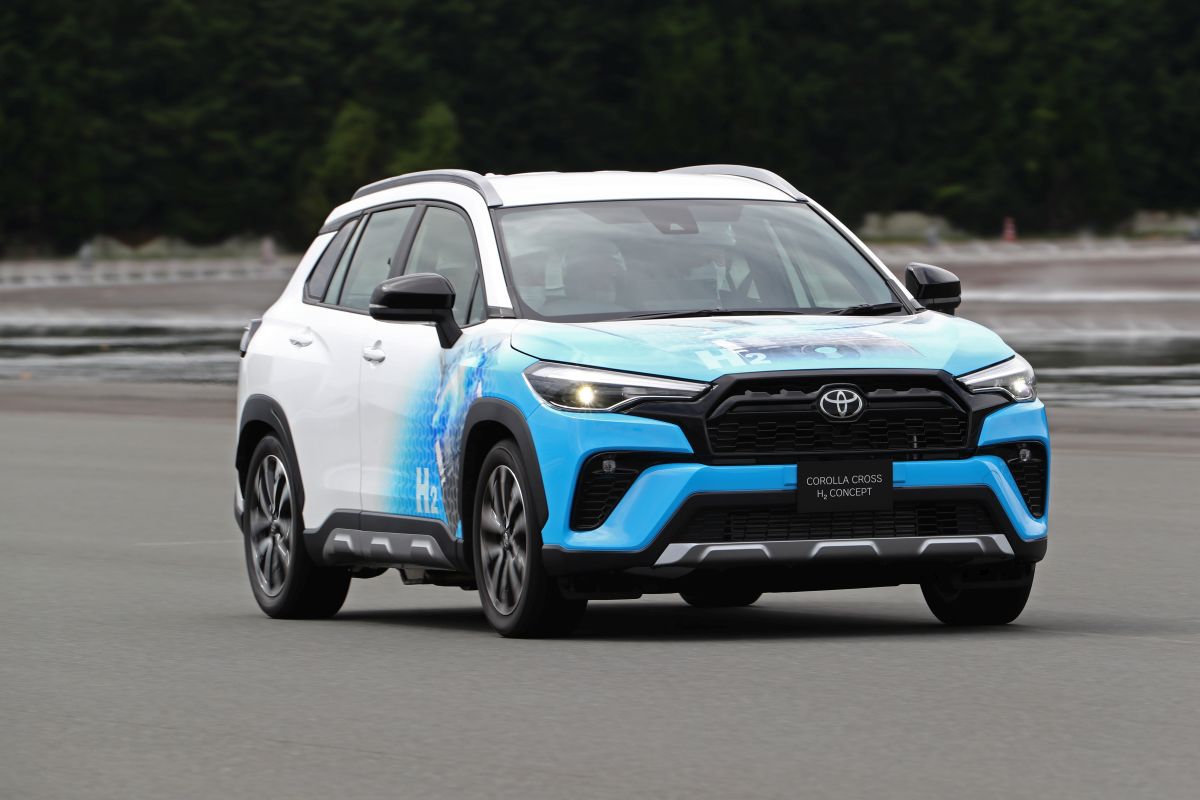 Toyota guarda al futuro con la Corolla Cross Hydrogen Concept