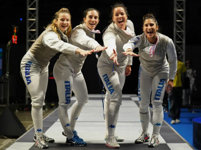 Foil Woman
In photo: ITA
Photo Alegni/BizziTeam