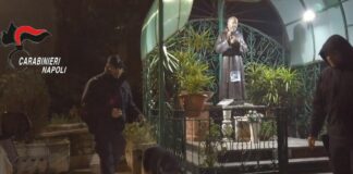 Smantellata piazza di spaccio di droga controllata dalla Camorra, 33 misure cautelari