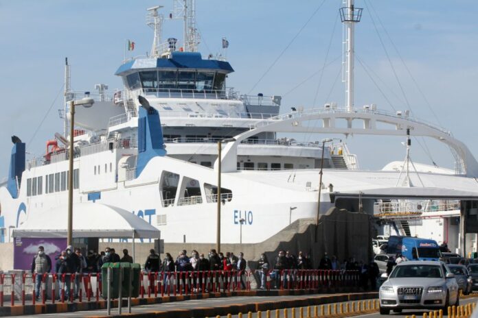 traghetto (villa san giovanni)