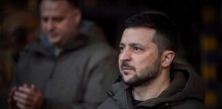 Zelensky negli Usa “Nel 2023 restituiremo la bandiera al popolo ucraino”