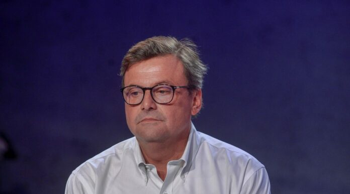 Manovra, Calenda “Non c’è visione, sono piccole mance”