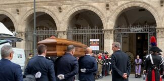 A Roma l’ultimo saluto a Frattini e l’omaggio della politica