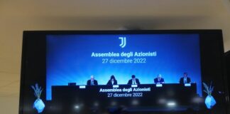 Bilancio Juve in rosso per 238 milioni, Agnelli lascia ma si difende