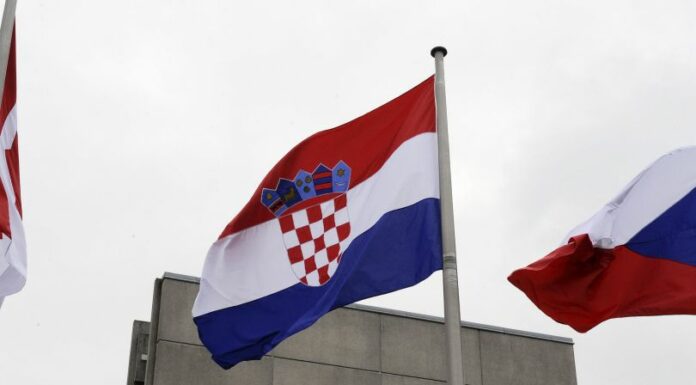 Da oggi la Croazia entra nell’area Euro e Schengen