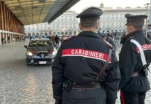 Turista accoltellata, aggressore fermato a Milano da Carabiniere fuori servizio