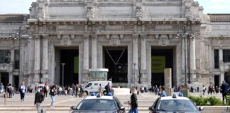 Turista accoltellata, aggressore fermato in Stazione Centrale a Milano