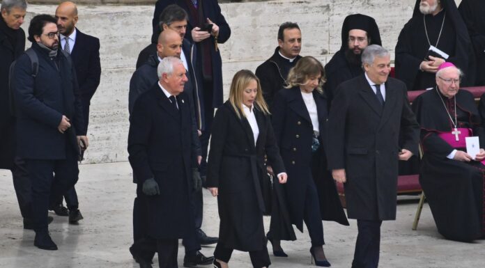 Benedetto XVI, Meloni “A noi il compito di conservarne l’eredità”