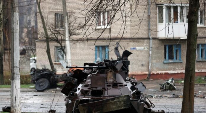 Ucraina, Putin ordina tregua per 36 ore ma Kiev vuole ritiro truppe