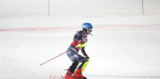 Temperature alte e vento, salta slalom donne a Zagabria