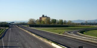 Scontri in autostrada fra i tifosi di Napoli e Roma