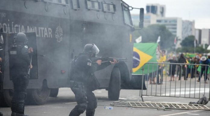 In Brasile situazione sotto controllo, Bolsonaro respinge le accuse
