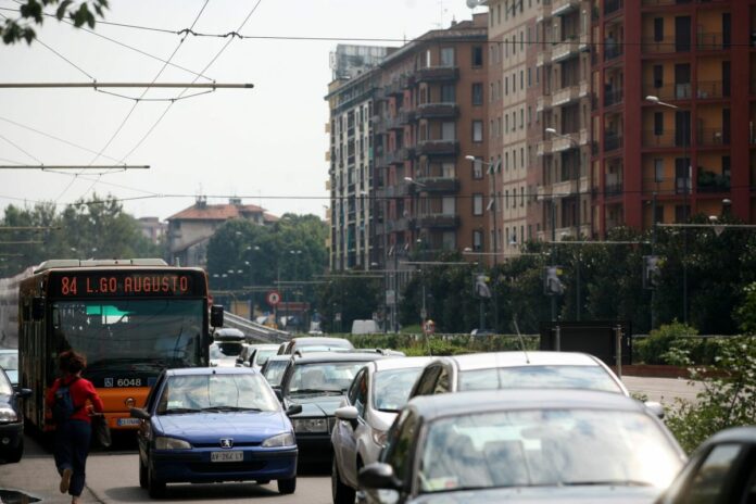 CODE IN PIAZZALE BOLOGNA