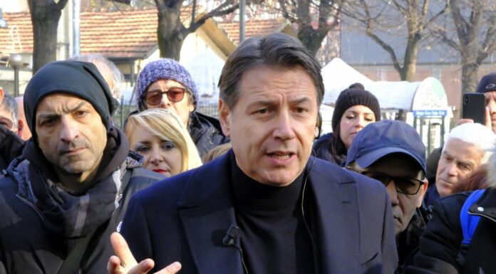 Carburanti, Conte “Sulle accise governo incoerente e inadeguato”