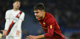 Magia Dybala, la Roma batte il Genoa e va ai quarti