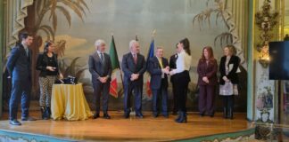 Abodi inaugura a Parigi “La bellezza in un gesto”