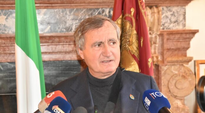 Venezia, Brugnaro “Risarcimento 50% danni per ‘spaccate’ contro negozi”