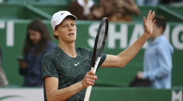 Australian Open, Sinner fatica ma va agli ottavi